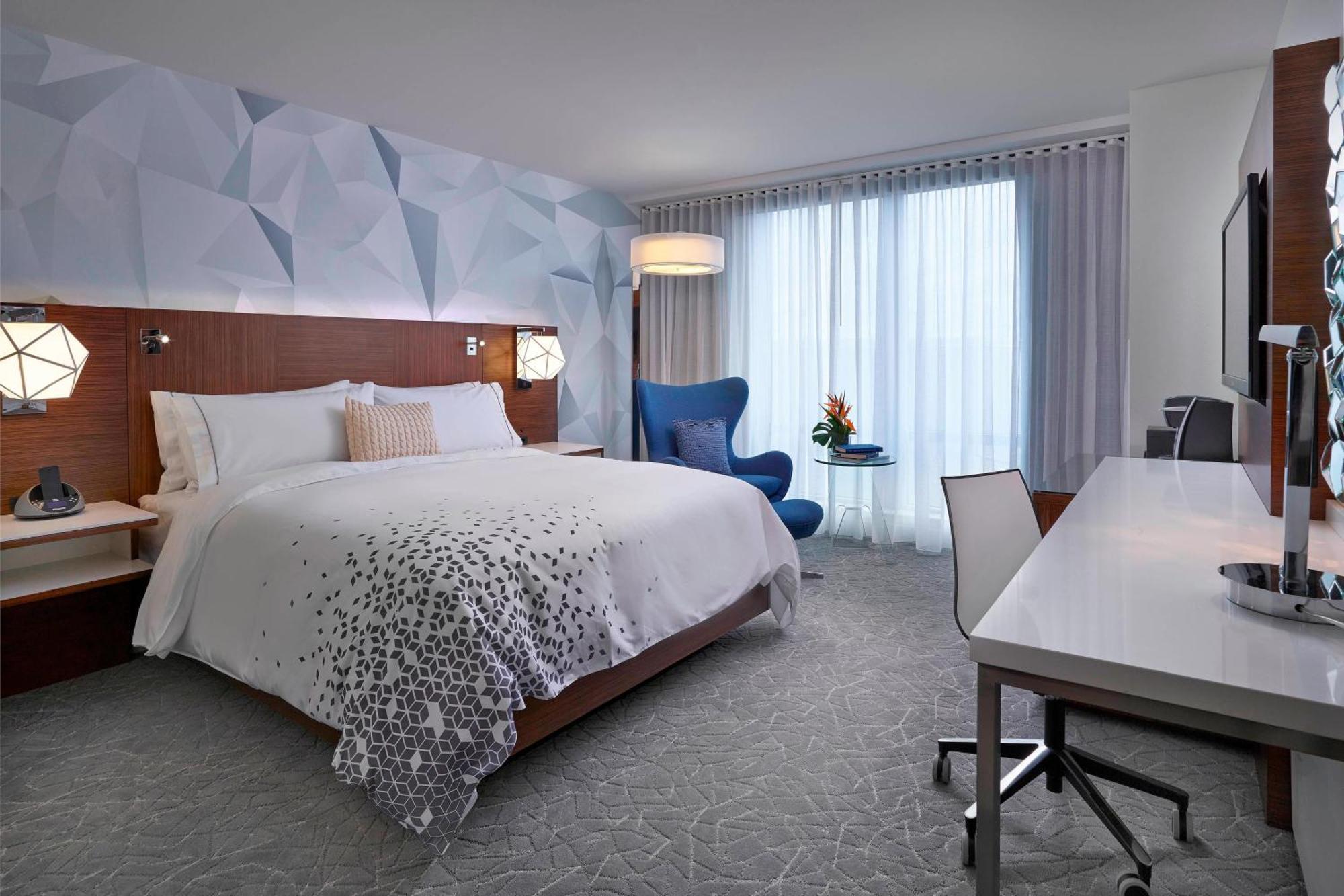 Renaissance Edmonton Airport Hotel Nisku Exteriör bild